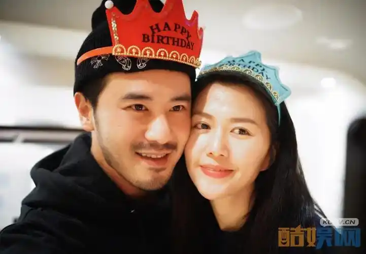 陈亦飞夫妻合照