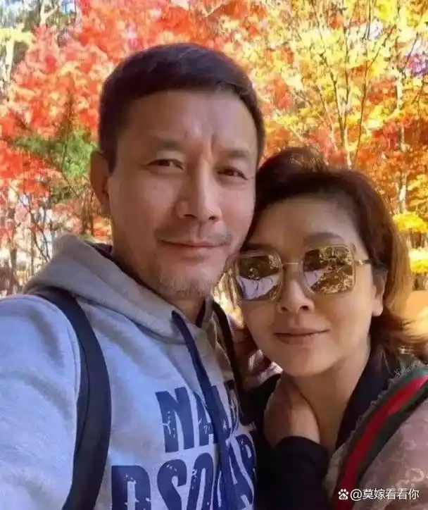 长相平平却能娶女神江珊为妻,今54岁的田小洁到底有多大的魅力?