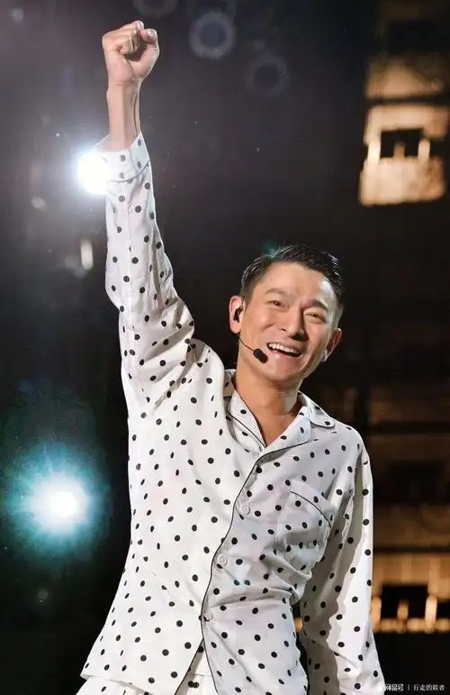 刘德华演唱会家人捧场女儿露面陈玉莲的出现带来一波回忆杀