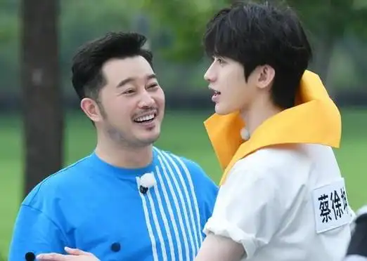 谁毁了蔡徐坤?|蔡徐坤|鹿晗|粉丝_新浪新闻