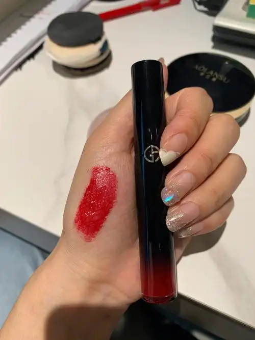 美妆阿玛尼黑管400试色