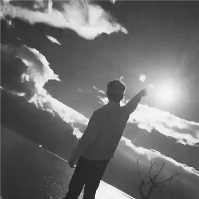 2021黑白意境背影头像