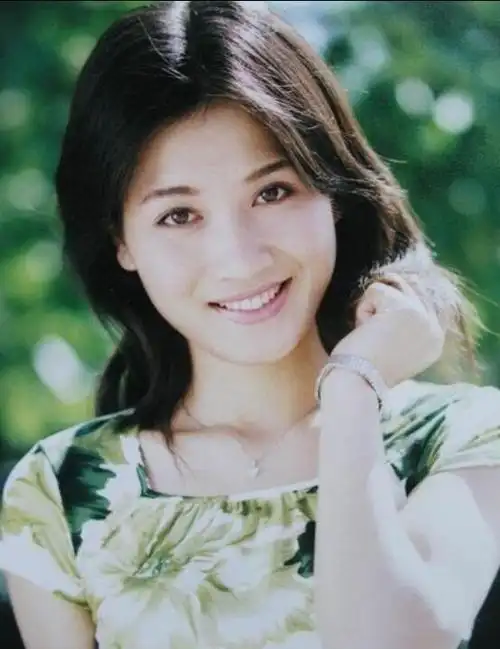 重生之花丹东离婚女与女儿的故事