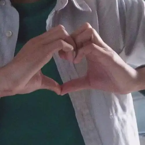 千万别只盯着南审男生的脸看._手机搜狐网