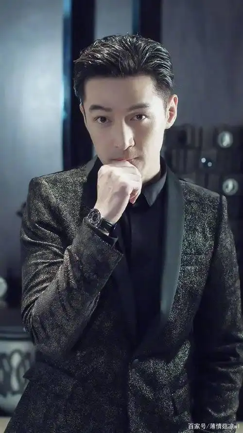 胡歌最帅西装秀,这样的老胡你喜欢吗?