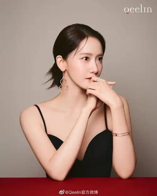 林允儿美图_网易订阅