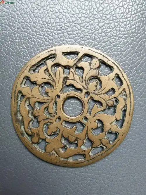 宋代少见的镂空花钱