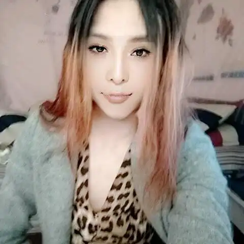 图演员张玲玲撞范冰冰撞脸王相似度百分之九十