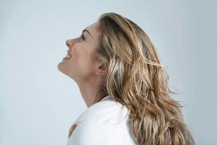 笑,年轻,女人,侧面_高清图片_全景视觉