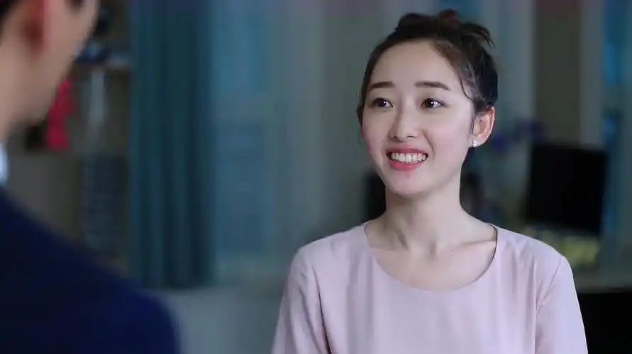 都市爱情剧《风光大嫁》精彩片段合集,三个人之间错综复杂的爱情