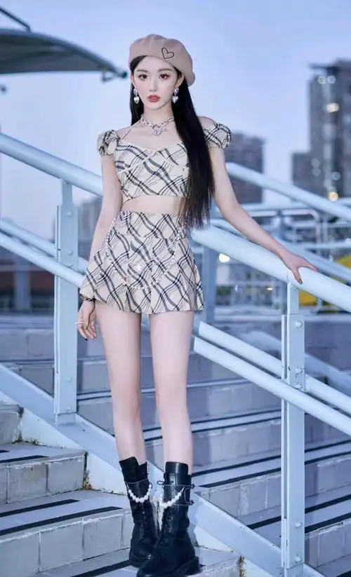 孔雪儿舞台造型解析,穿搭清爽吸睛,完成度很高的一组造型