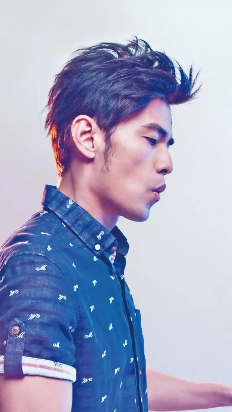 周杰伦帅气写真高清手机壁纸图片