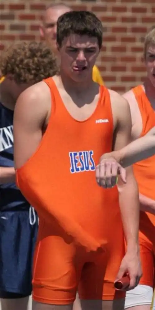 硬汉的烦恼教你如何藏起尴尬的小帐篷