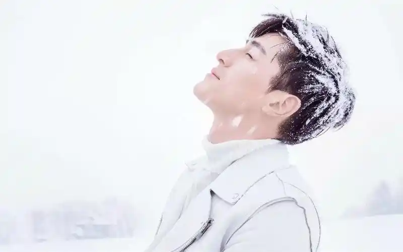 明星帅哥北海道写真壁纸_霍建华与胡歌