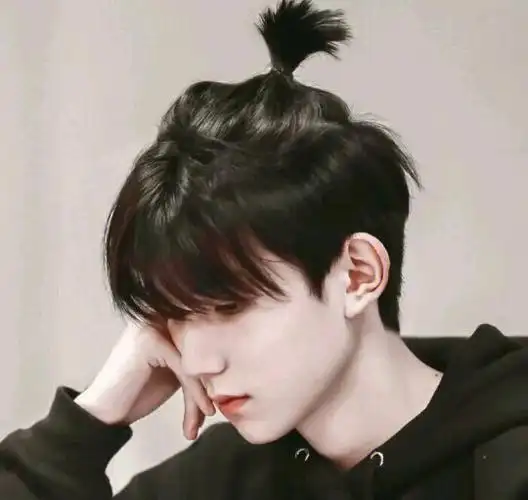 王源头像帅哥的头像来啦