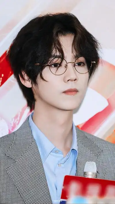 鹿晗眼镜杀高清壁纸/聊天背景/壁纸.by晗昏wink.