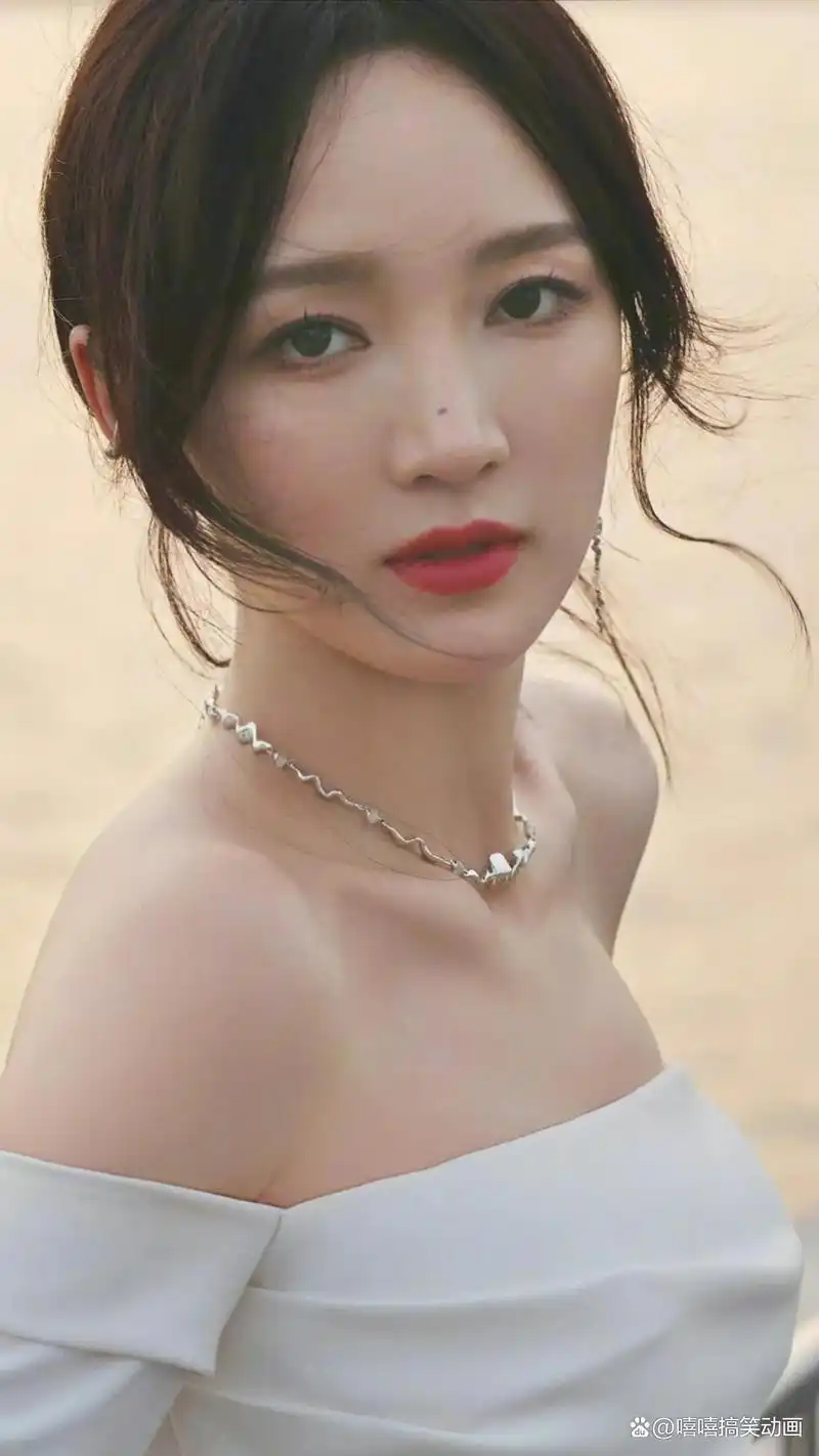 孟佳时尚写真欣赏