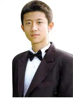 自2004年至今,扮演刘星的张一山也随着《家有儿女》的播出而成长