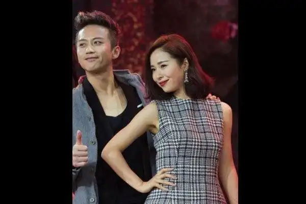 邓超江一燕怎么了邓超出轨江一燕是不是真的