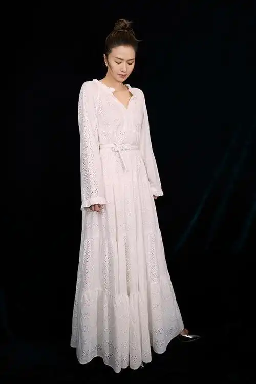 谭维维白色长裙look 仙美飘逸似仙女