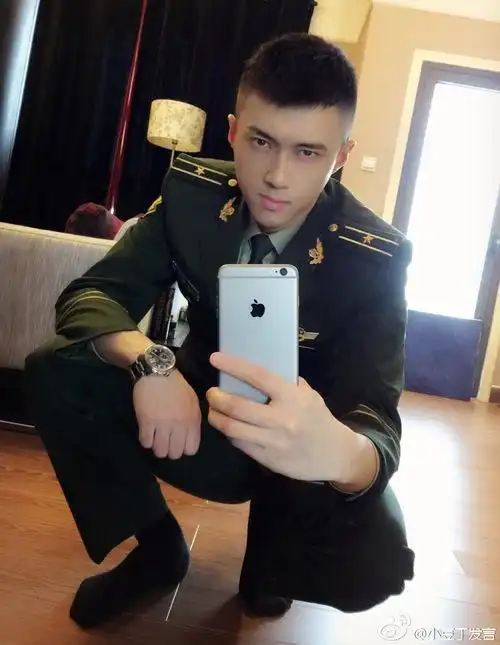 黑袜帅哥的推荐 | lofter(乐乎) - 让兴趣,更有趣