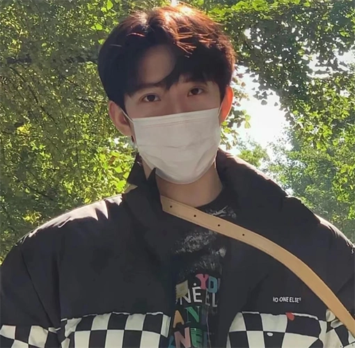 韩式男生刘海推荐 心形刘海帅气修颜_刘海发型 - 美发站