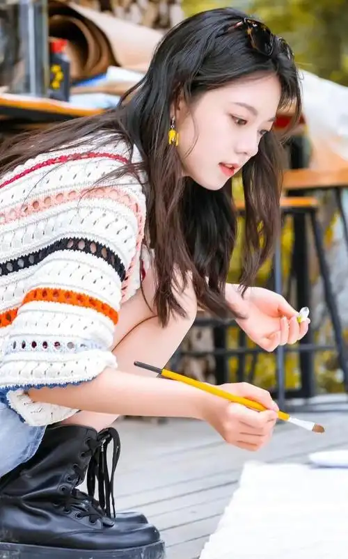 赵今麦--可爱动人!__财经头条