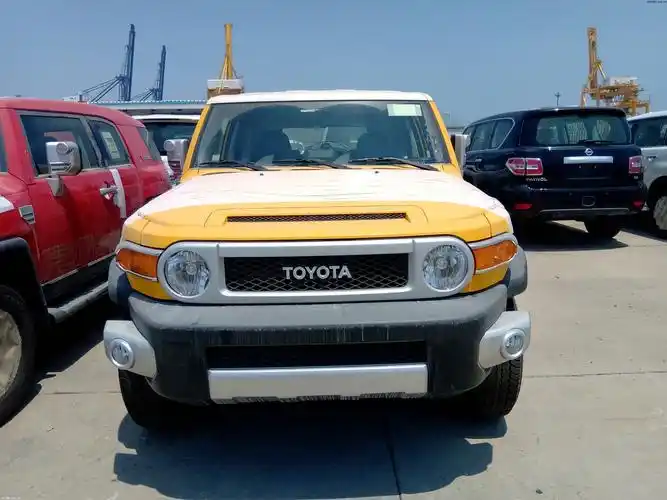 丰田fj酷路泽领先在于你的魄力 现车到港    19款fj酷路泽,说起越野车