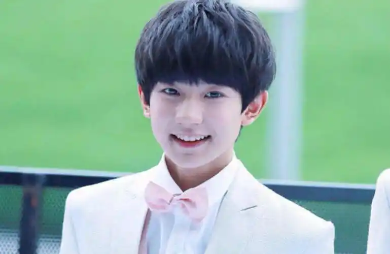 王源谈tfboys春晚为何不合体,大家渐已长大,各自发展前景良好