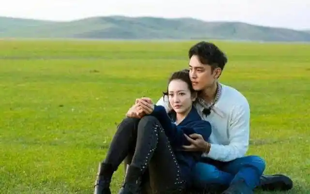 综艺我们相爱吧,明道高情商为王鸥疗伤,满满的偶像剧即视感_相处_感情