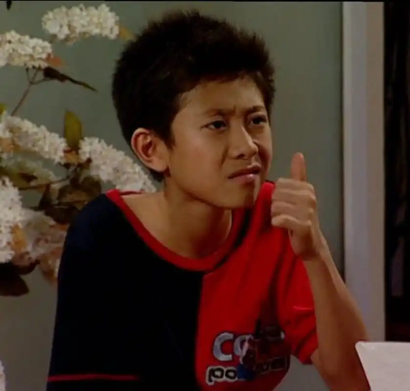 张一山私下原来是这样,接地气穿搭潮男范,"刘星"本人无疑了