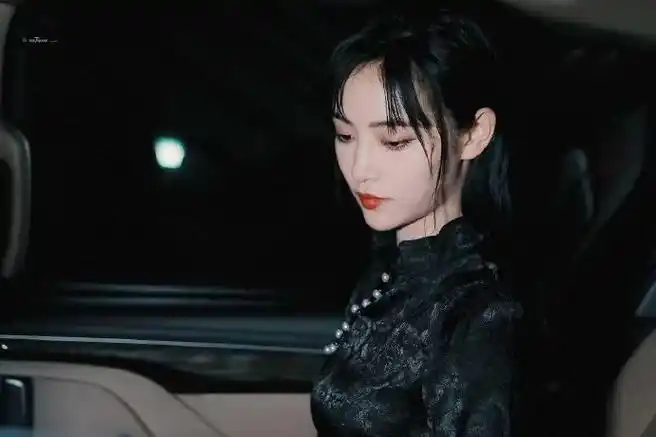 明星的民国造型能有多绝#来看许佳琪的民国造型每次都被旗袍ki惊训浇