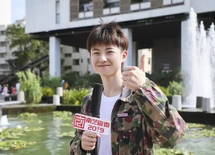 黄誉博长大后照片 黄誉博个人资料身高