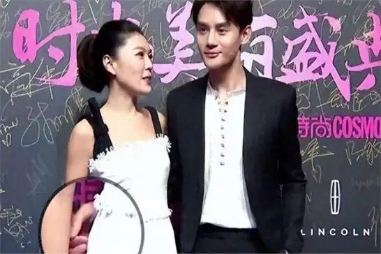 吴磊的平板撑,王凯的绅士手,这6位的分寸感,让无数男星脸红