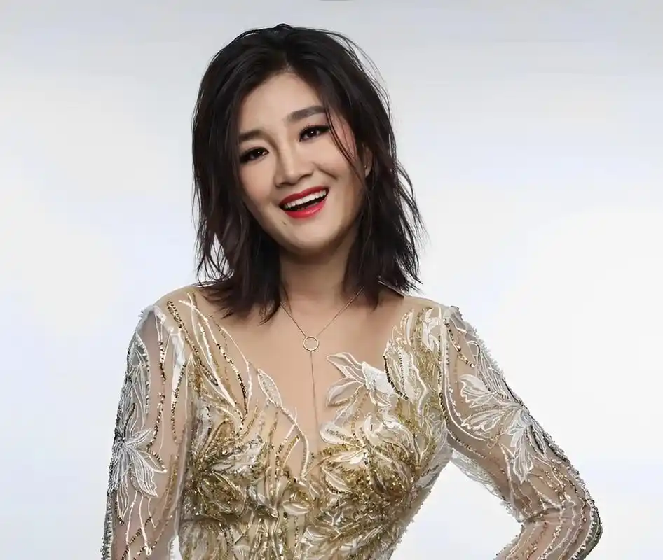 降央卓玛被问到婆媳关系如此和谐的秘诀.降央卓玛说:"这很简单