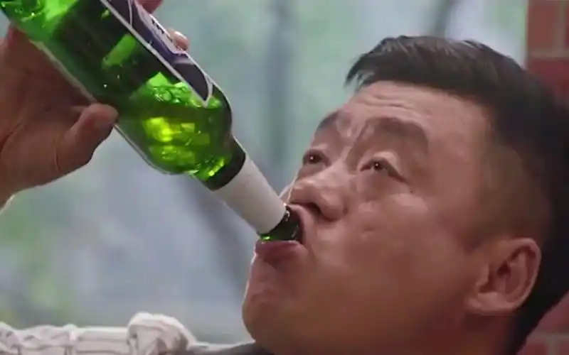 宋晓峰喝酒到底能喝多少,你们谁见过?