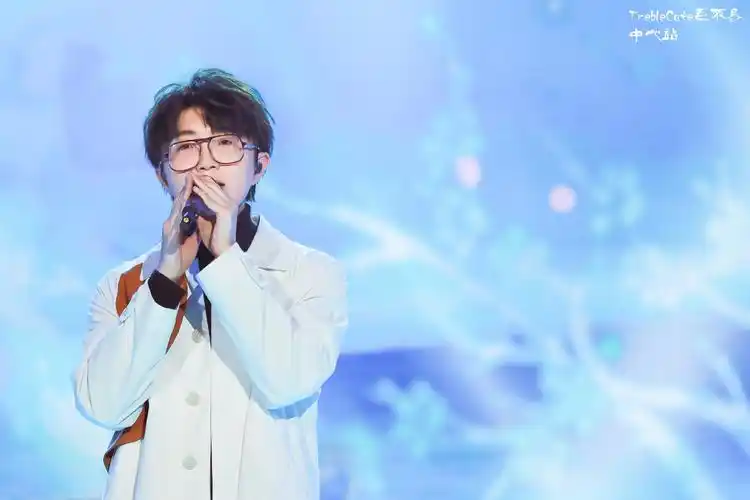 安徽春晚#毛不易 - 堆糖,美图壁纸兴趣社区