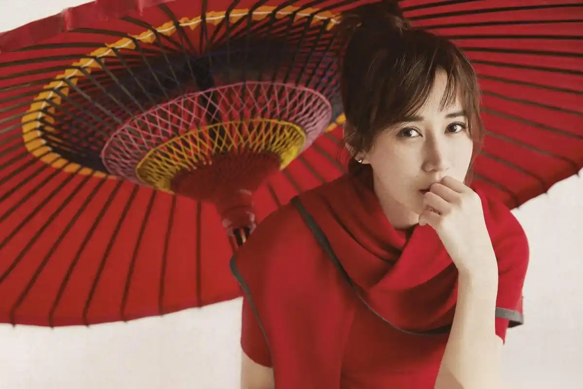 你会目睹无数不可攀爬之山相继倾覆,不可逾越之海