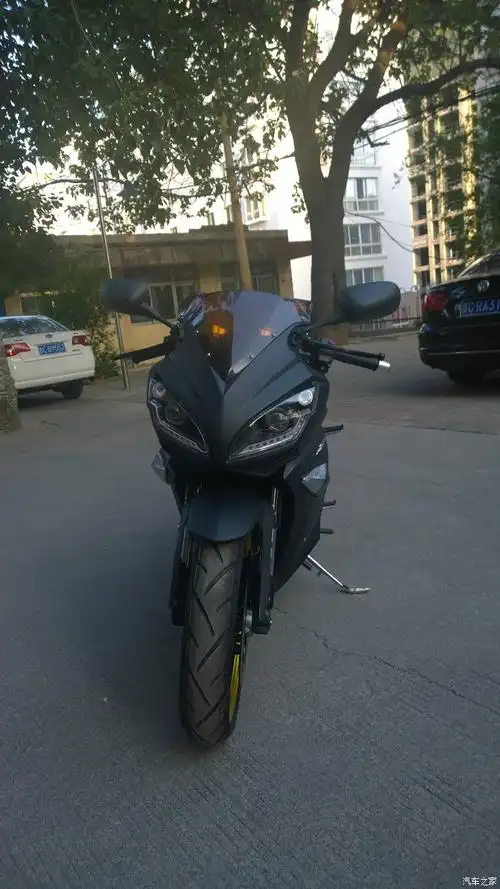 新人处女贴新陵r2地平线双缸水冷250提车作业