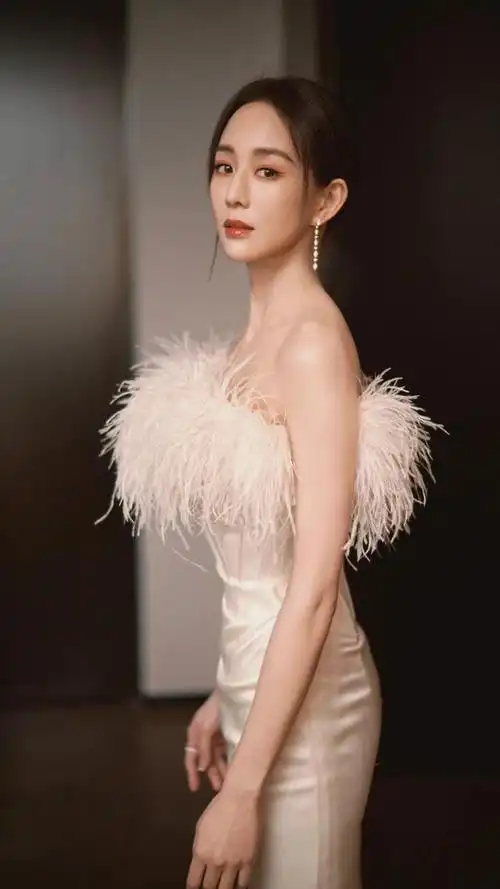 美女系列壁纸第35期-张钧甯