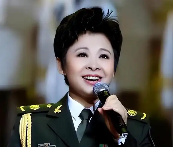 三,赖昌星无期徒刑,渐渐消失的董文华终获清白,与家人和睦