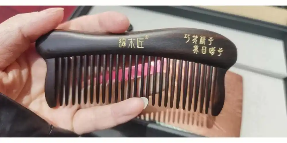 按摩梳子  #超好用梳子  #气垫梳  #梳子推荐  #谭木匠  #谭木匠梳子