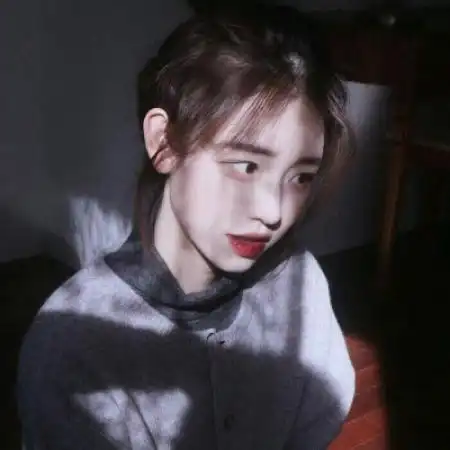 微笑的女生头像,很治愈笑容甜美爱笑女生头像图片