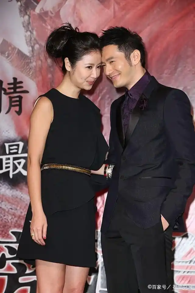 黄晓明和林心如畅谈,眉飞色舞好尽兴啊!