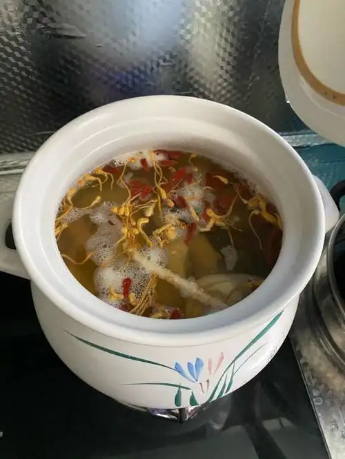 有没有喜欢煲汤的老哥,对象家里带的药材我一个都认不得