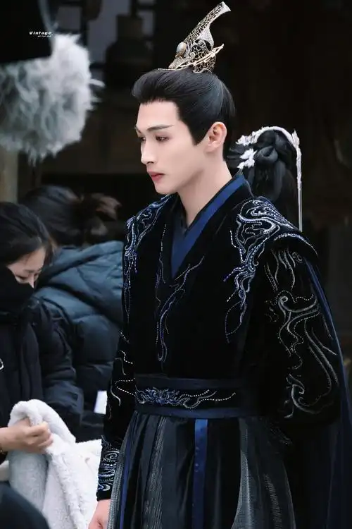 张彬彬千朵桃花一世开##张彬彬谢雪臣