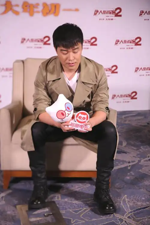 是从泰国的唐人街到纽约的唐人街了,这也是陈思诚导演头疼的问题之一