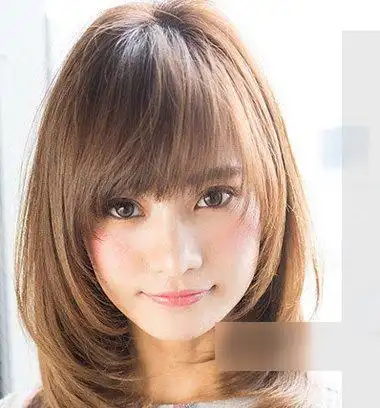 圆脸胖女生短发发型2021最新款适合胖女生的短发发型