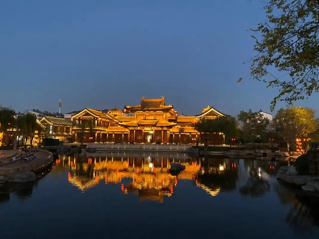 洛阳 #洛邑古城 #古风 愿所得皆所期,所失亦无碍. - 抖音