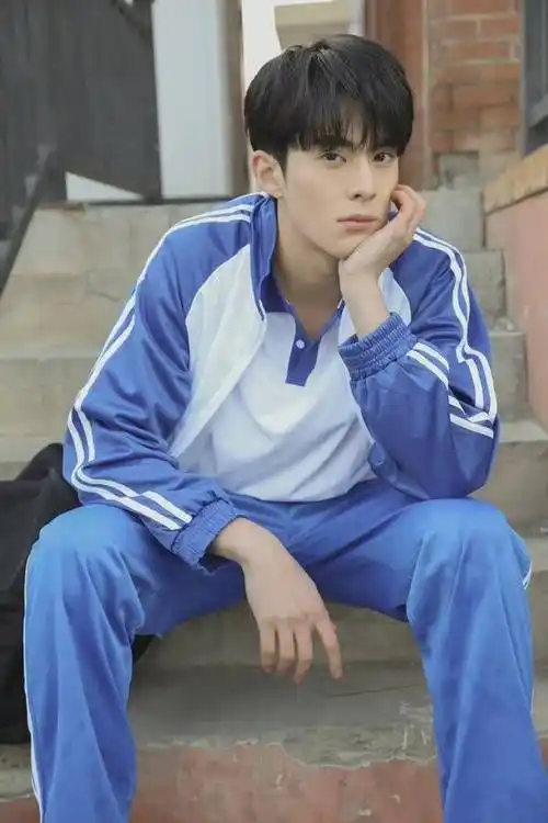 95后男星校服造型!